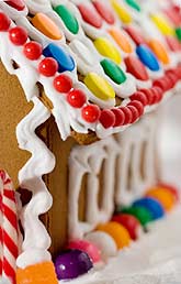 Some helpful tips on how to make a gingerbread house