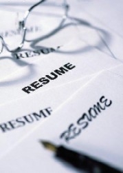 When you're writing a resume, listing the right career objective is critical