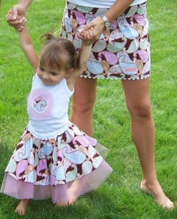 What to wear this summer for moms busy with kids and warm weather activities