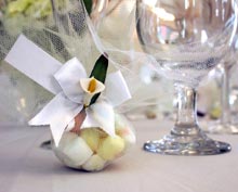There is an amazing array of choices for gourmet wedding favors