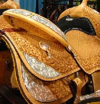 Discover the difference in western saddles