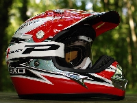 Learn the basic types of off-road motorcycle helmets