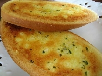 Know how to make garlic bread and add it to tonight's dinner menu