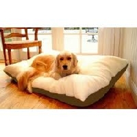 Create a cozy bed for your favorite furry friend with ease