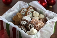 Send bakery items by mail to family and friends for great gifts any time of year