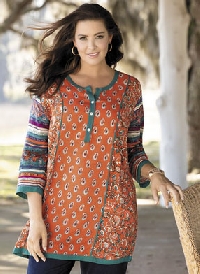 Learn how to wear a tunic top and look great for all types of functions