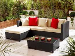 Find out what outdoor furniture should be made of for durability and longevity