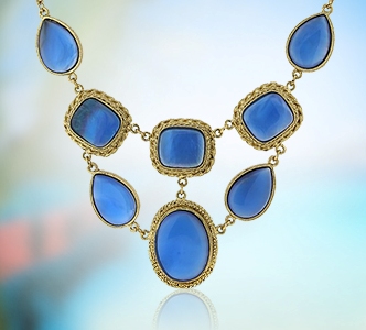 Wear costume jewelry to let your style shine!