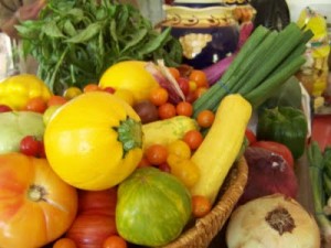 A food gift basket is great gift for foodies