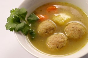 A list of the top ten traditional Passover recipes