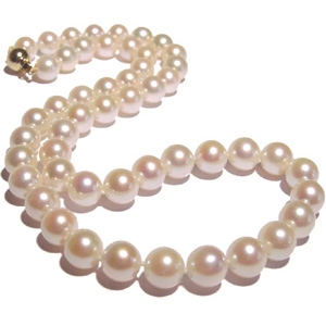 Pearls are one of the top ten essential pieces of jewelry