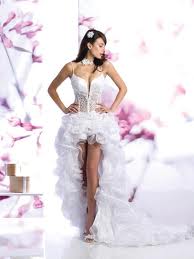 One of the top ten wedding day looks