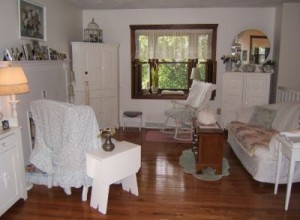 A list of the top ten ways to make a room look bigger