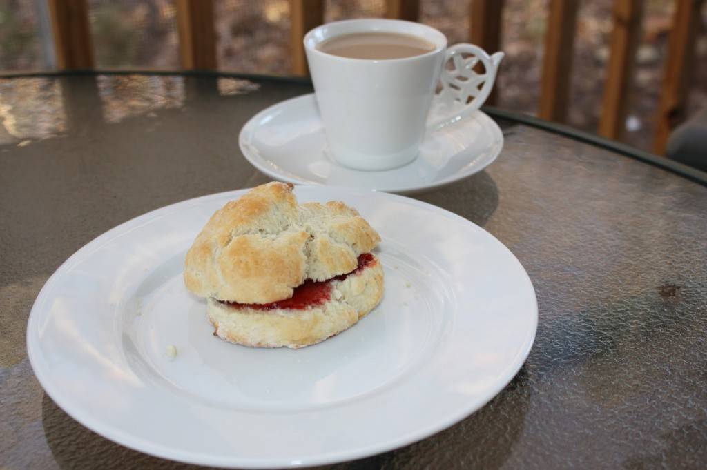 A list of the top ten ways to serve tea