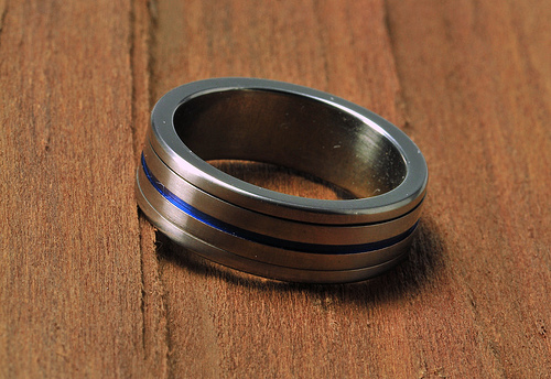 One of the top ten ways to open beer without an opener