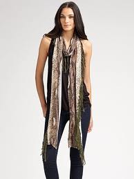 One of the top ten different ways to tie a scarf