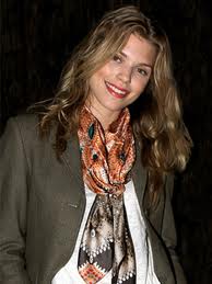 One of the top ten different ways to tie a scarf