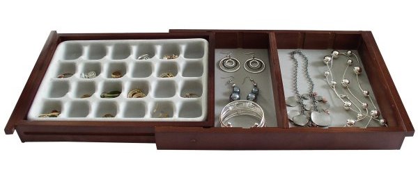 A list of the top ten walk in closet organization ideas
