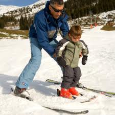 A list of the top ten skiing safety tips