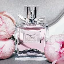 A list of the top ten scents for teenagers