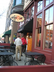 A list of the top ten chicago shopping areas