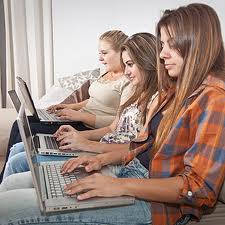 A list of the top ten safe internet surfing tips for kids
