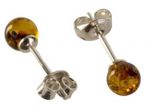 stud earrings
