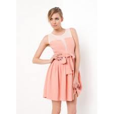 A list of the top ten prom dress tips