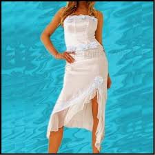 A list of the top ten prom dress tips