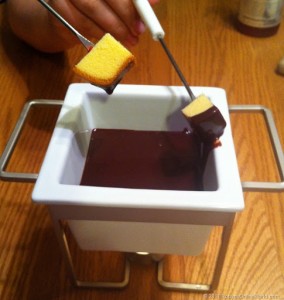 top 10 things for chocolate fondue pound cake