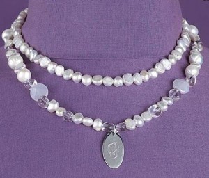personalized pearl necklace