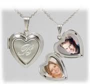 locket heart