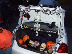 trick or treat in trunks