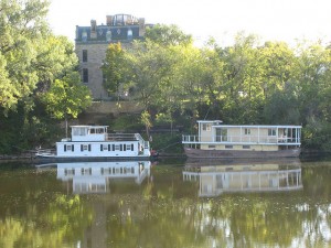 Nicollet Island