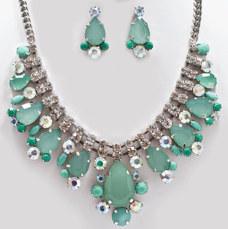 aqua necklace set
