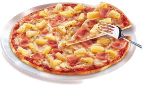 Pizza with ham