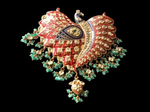 heirloom jewelry pin