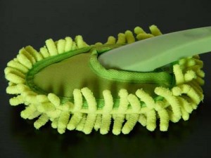 Remote controlled dust mop