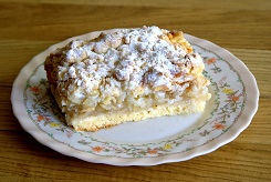 Apple Crumb Cake