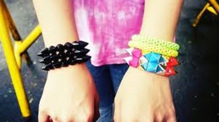 trends for spring bright color clothes