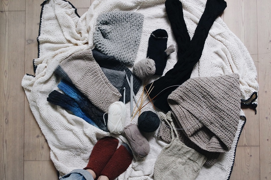 Knitted garments