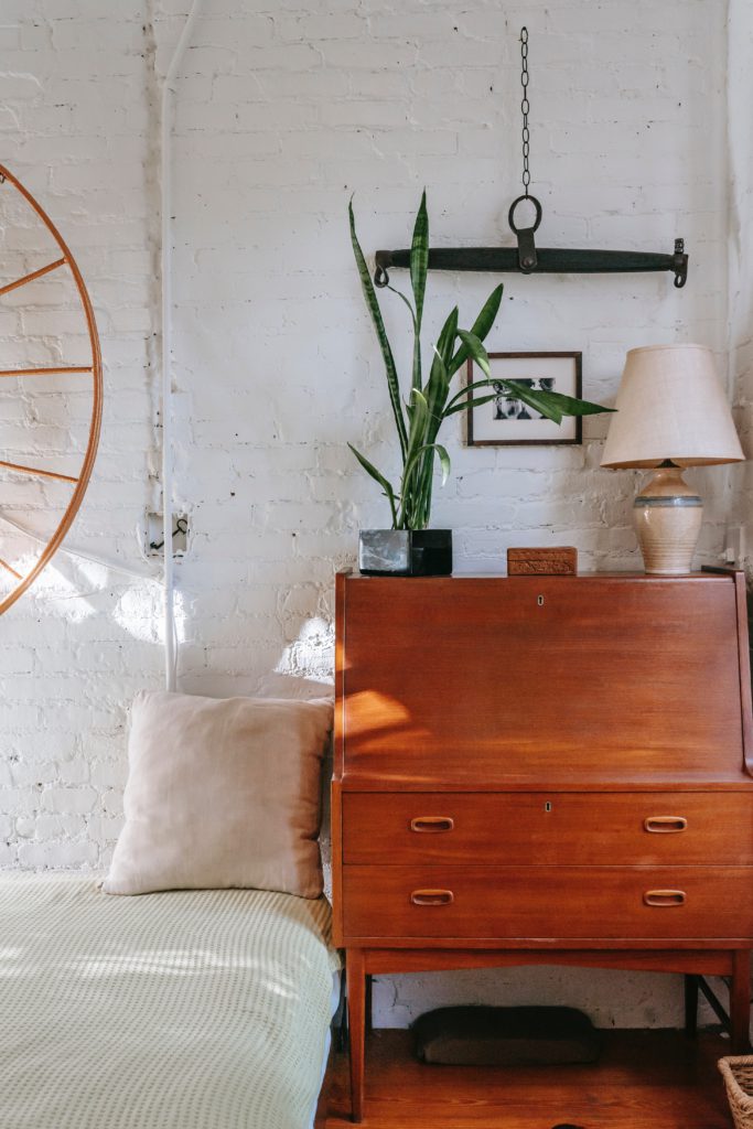Country style bed