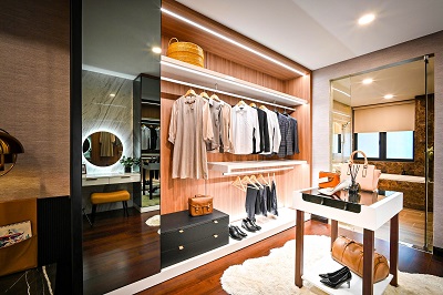 Organizing closet